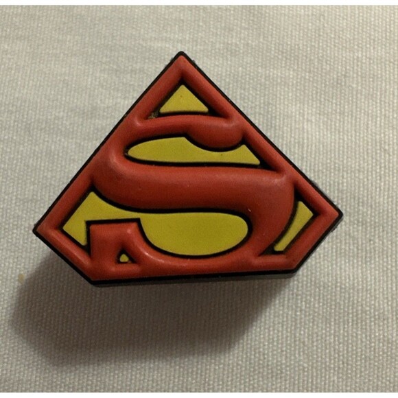 CROCS Jibbitz Charms – Lot of 3 (Dora the Explorer, Superman, School Bus) - Picture 8 of 13